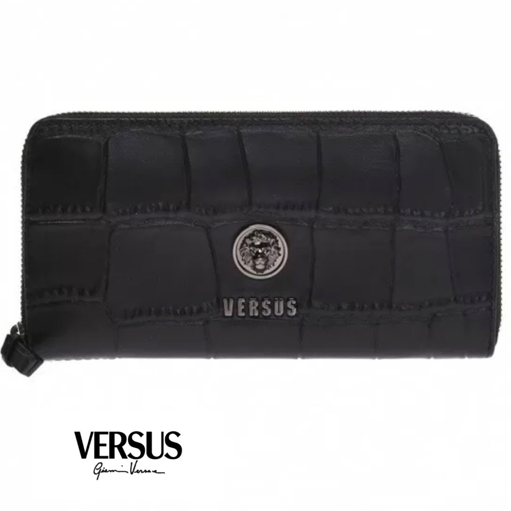 VERSUS BY VERSACE Black Women’s Wallet Lionhead